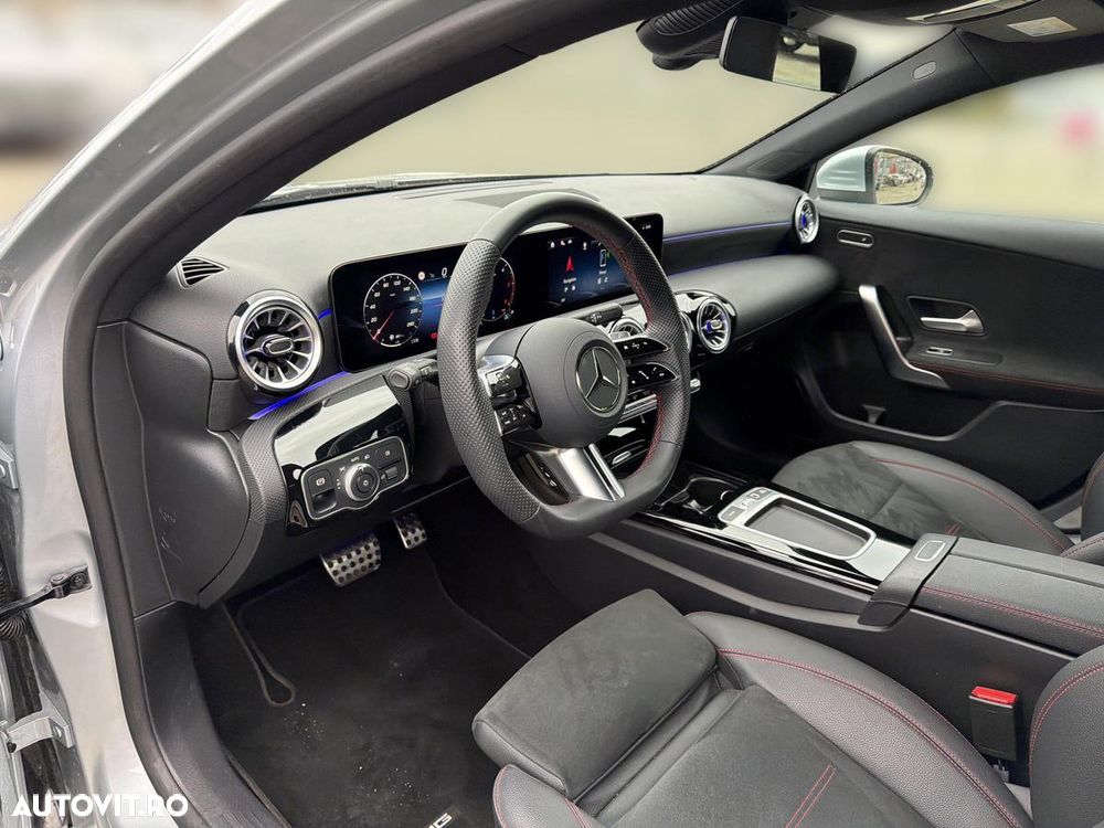 Mercedes-Benz A 200 d 8G-DCT - 11