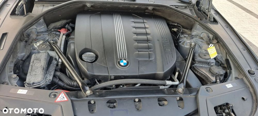 BMW 5GT 530d - 12