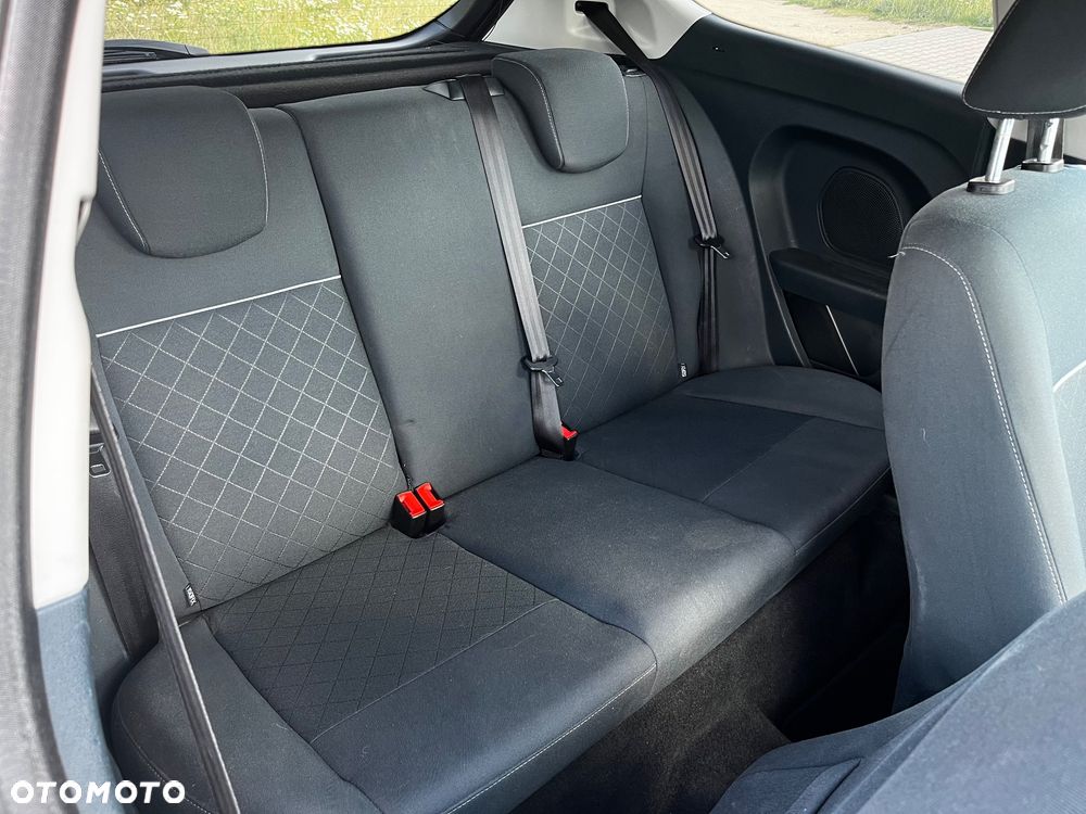 Ford Fiesta - 18