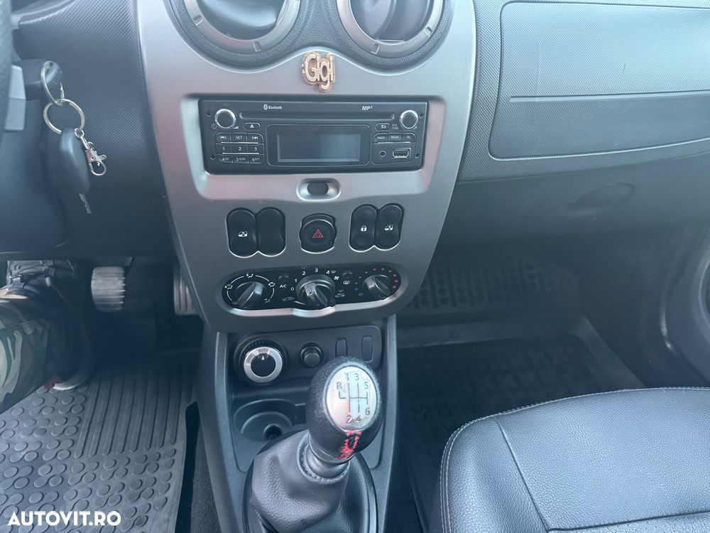 Dacia Duster dCi 110 FAP 4x4 Laureate - 16