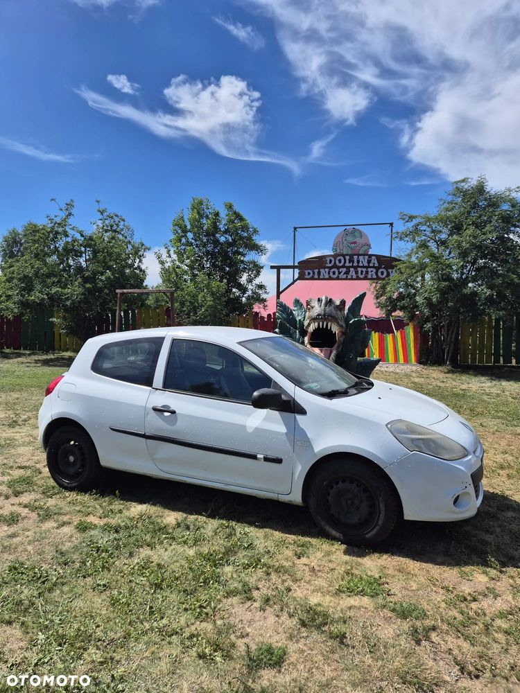 Renault Clio 1.5 dCi Authentique - 4