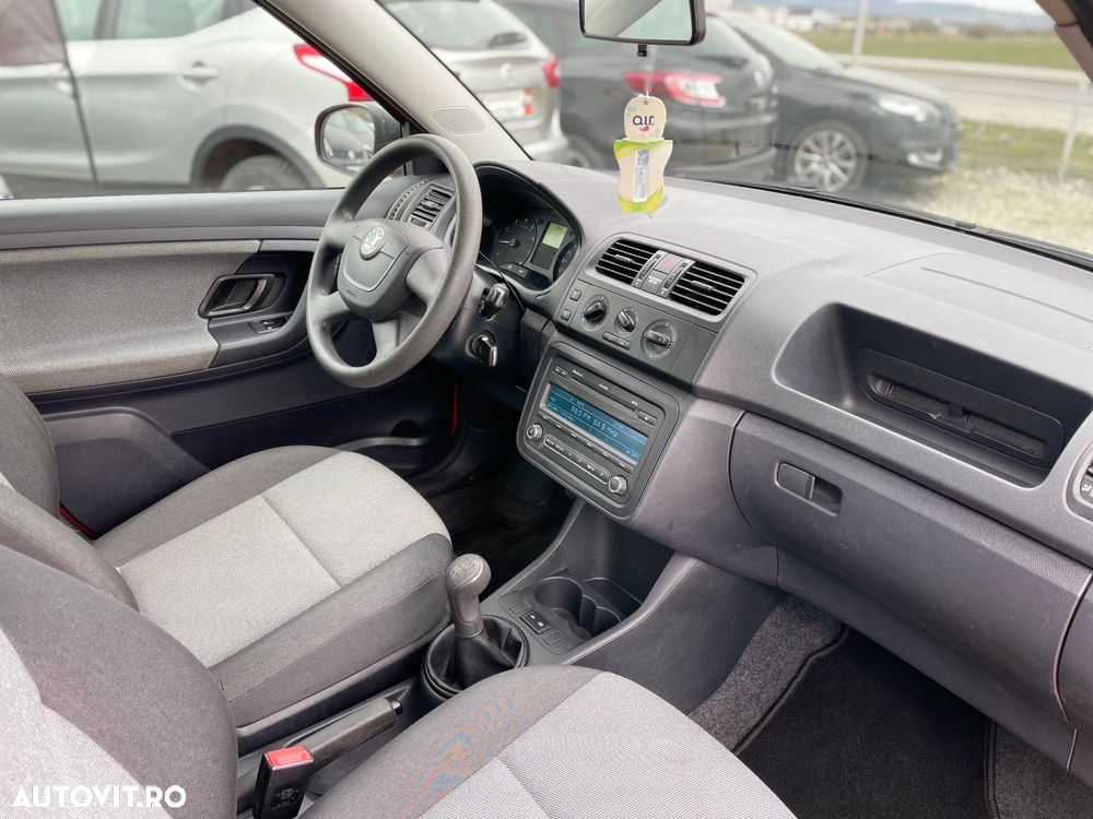 Skoda Fabia 1.2 HTP Ambiente Green tec - 6