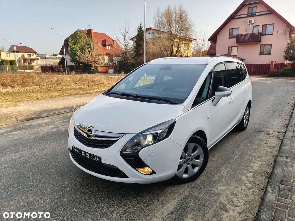 Opel Zafira - 10