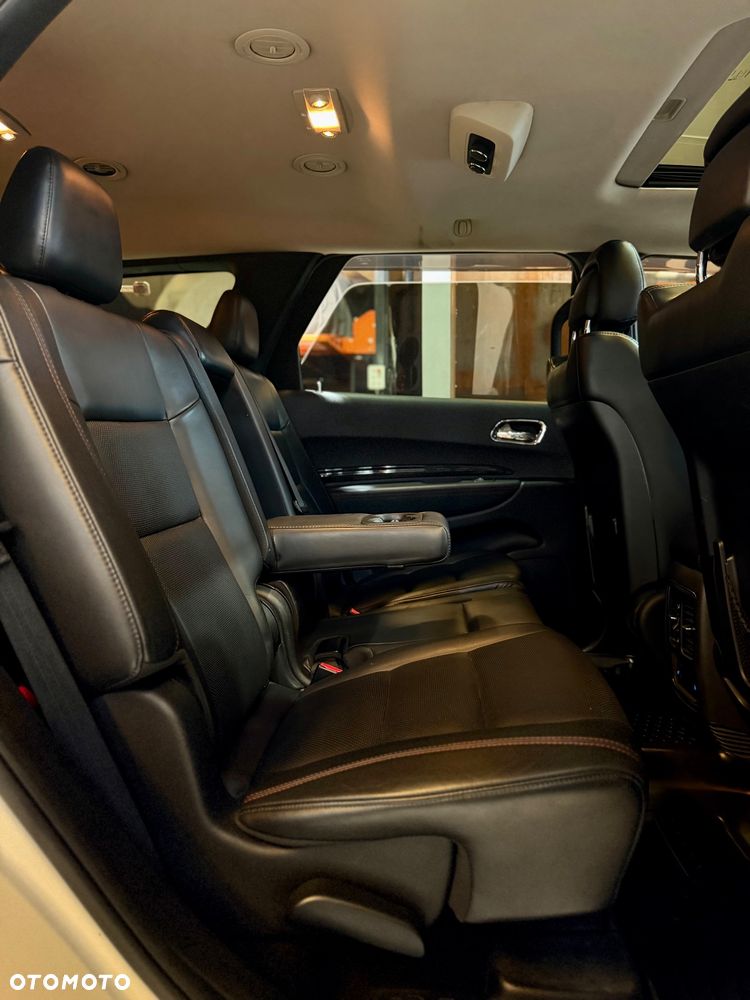 Dodge Durango 5.7 HEMI - 37