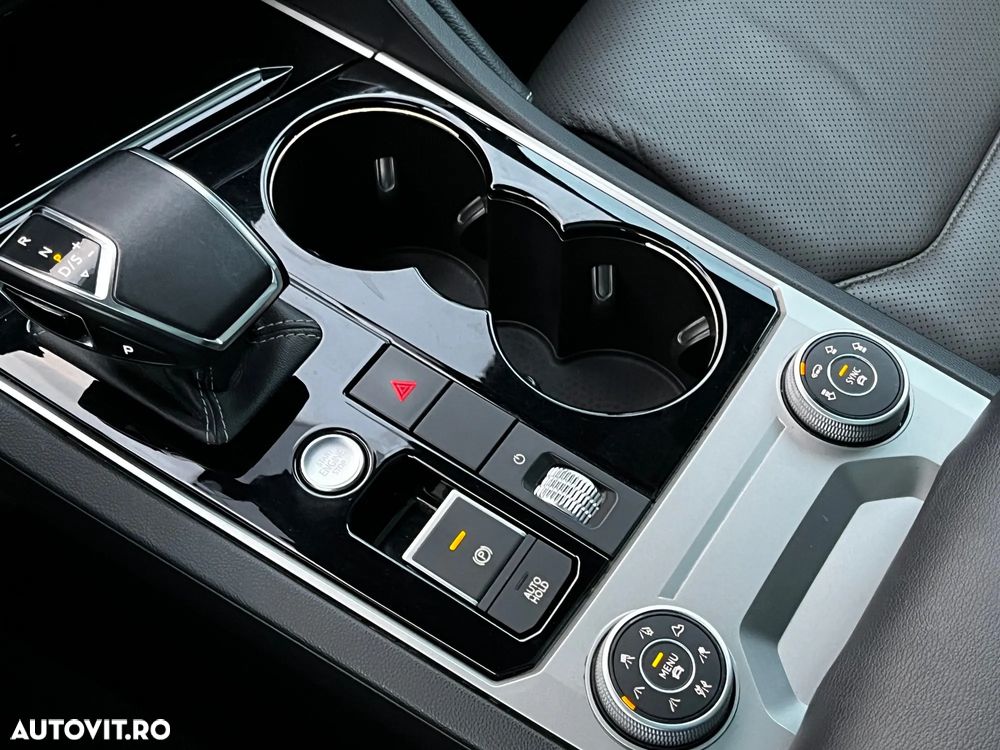 Volkswagen Touareg V6 TDI R-Style - 19