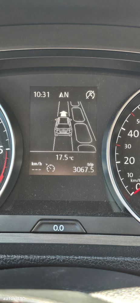Volkswagen Golf 1.6 TDI DSG BMT Comfortline - 18