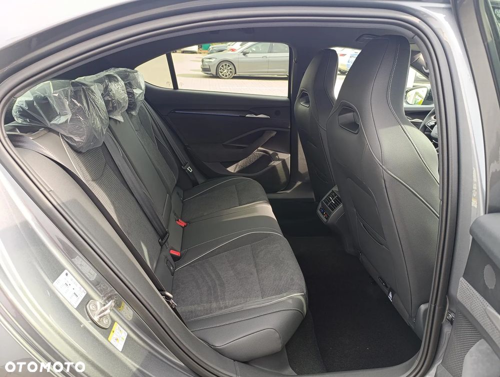 Skoda Superb 2.0 TSI Sportline DSG - 15