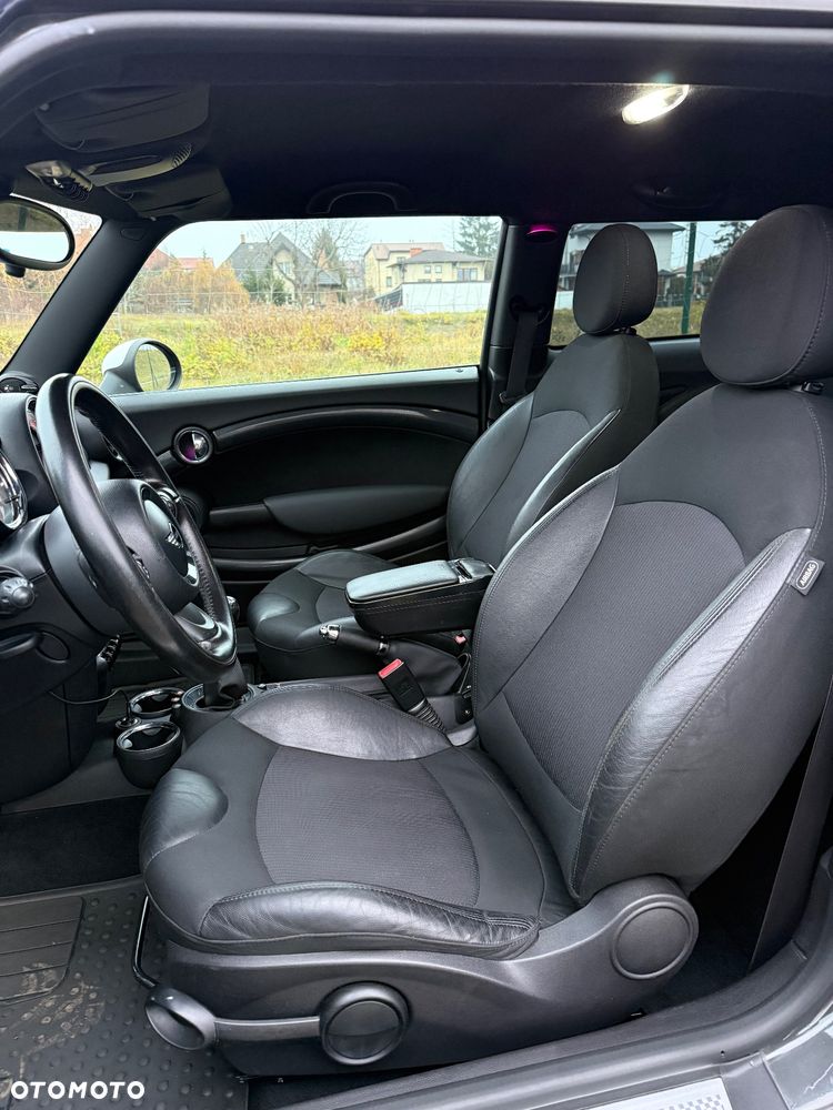 MINI Cooper S Standard - 10