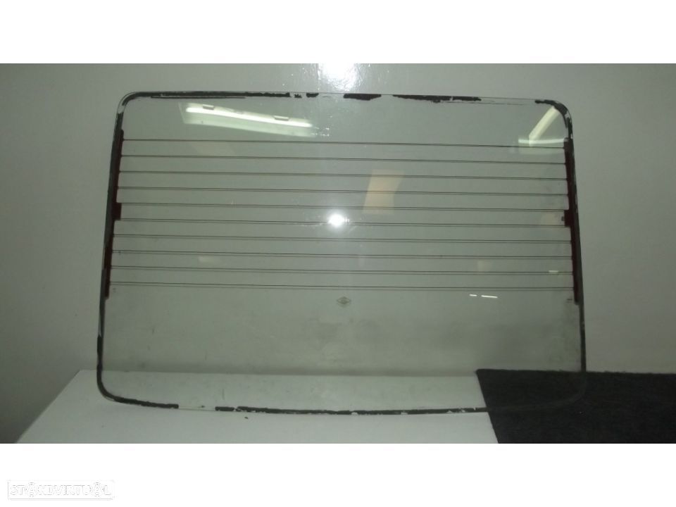 Fiat 127 vidro da tampa da mala c/resistencia - 1