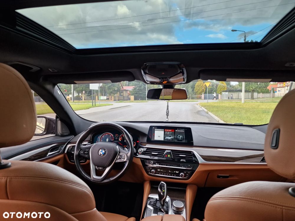 BMW 6GT 640i Luxury Line sport - 10