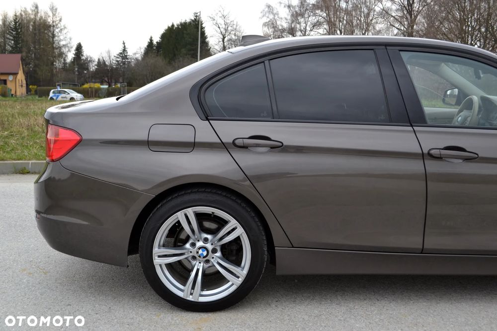 BMW Seria 3 - 8