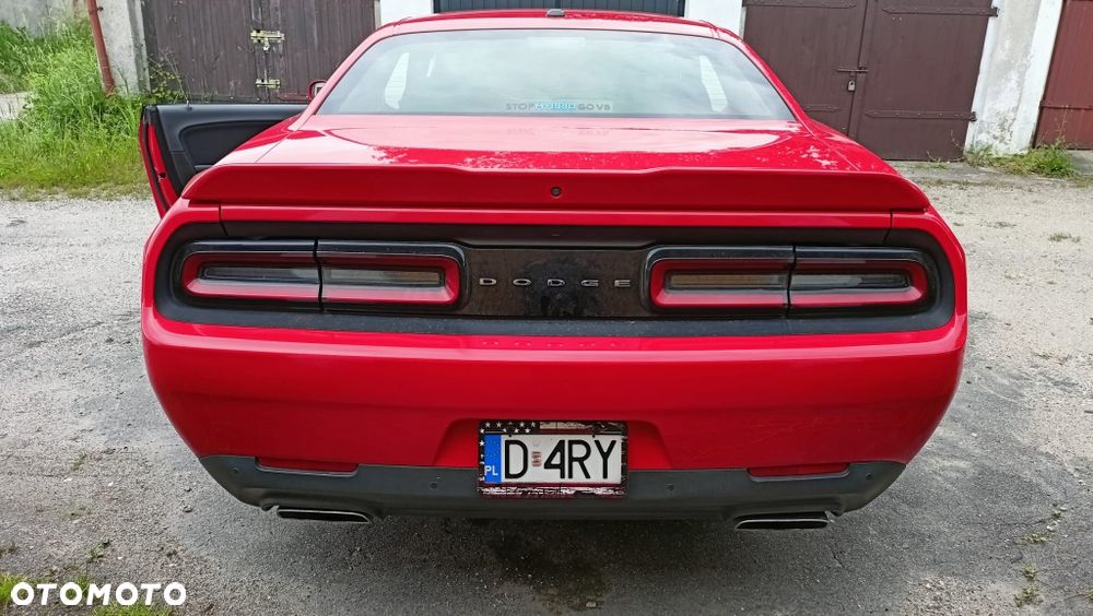 Dodge Challenger - 6