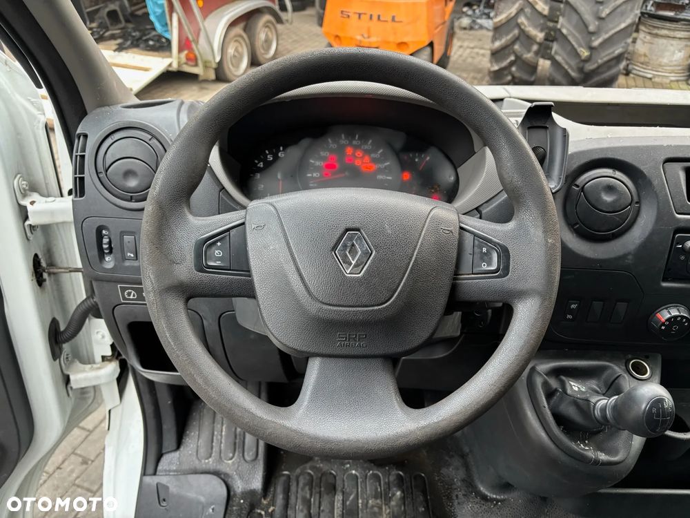 Renault Master - 36