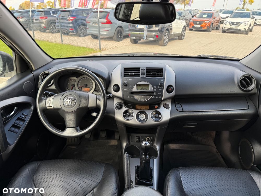 Toyota RAV4 2.2 D-4D Sol - 18