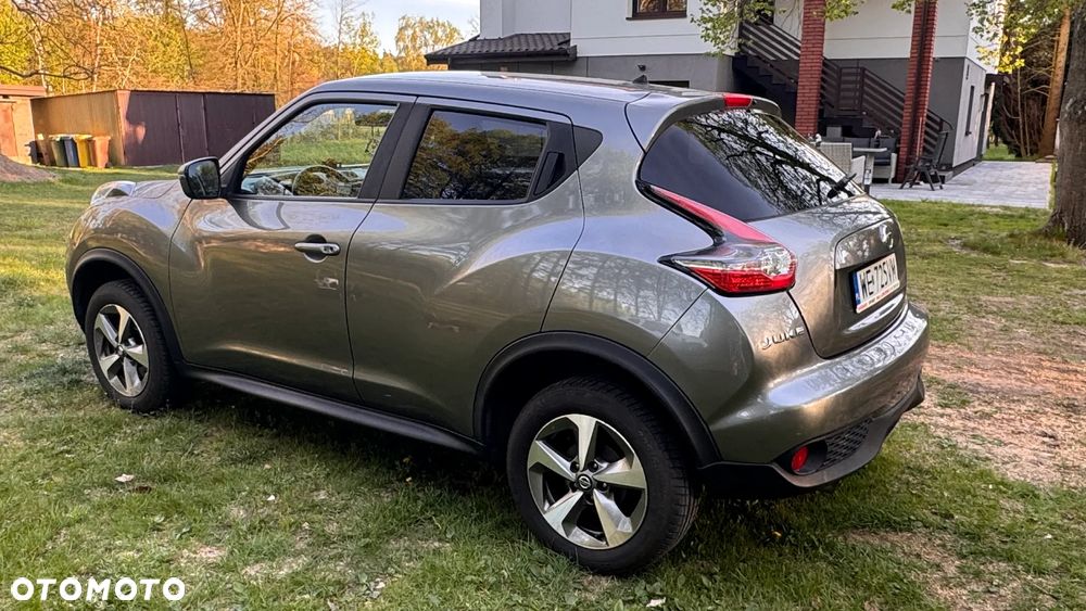 Nissan Juke 1.6 Acenta Xtronic - 4
