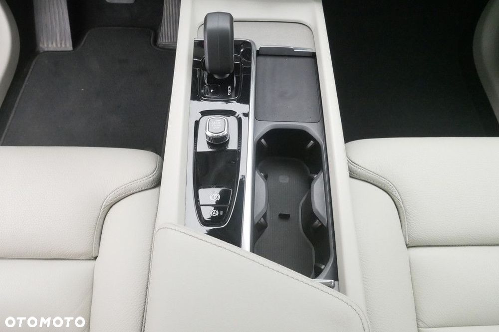 Volvo XC 60 - 11