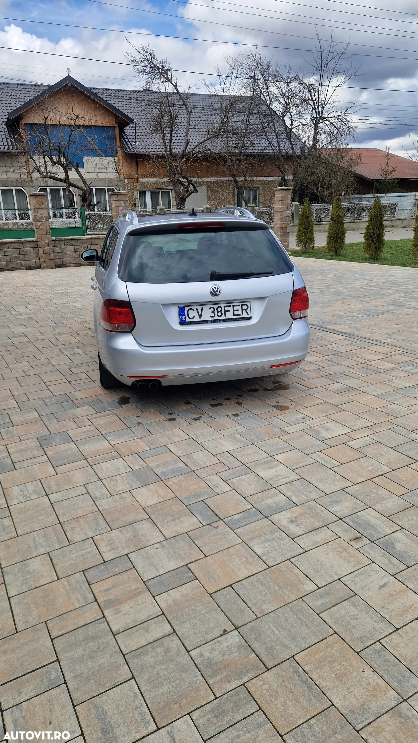 Volkswagen Golf 2.0 TDI DPF Style - 21