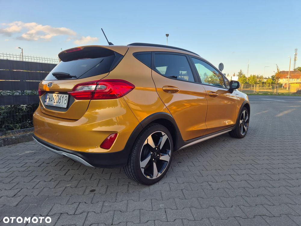 Ford Fiesta 1.0 EcoBoost S&S ACTIVE COLOURLINE - 4
