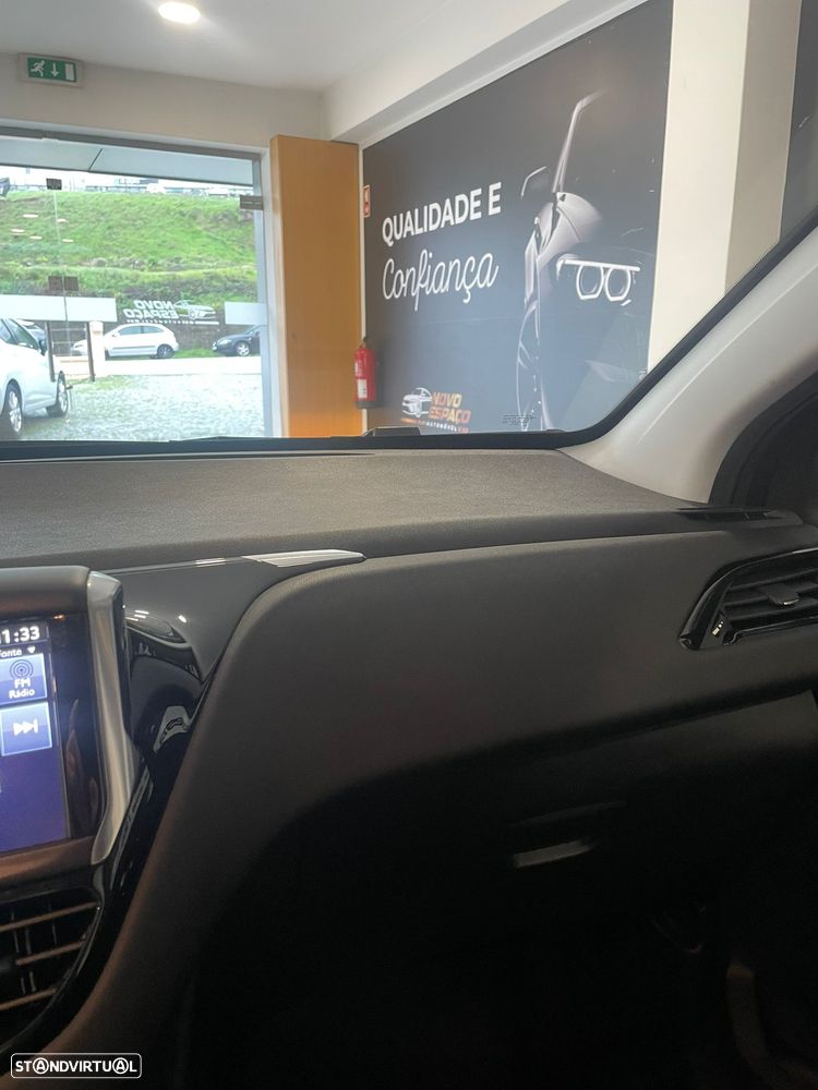 Peugeot 208 1.6 BlueHDi Active - 19