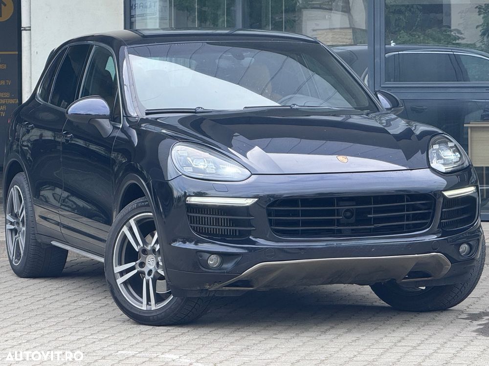 Porsche Cayenne - 2