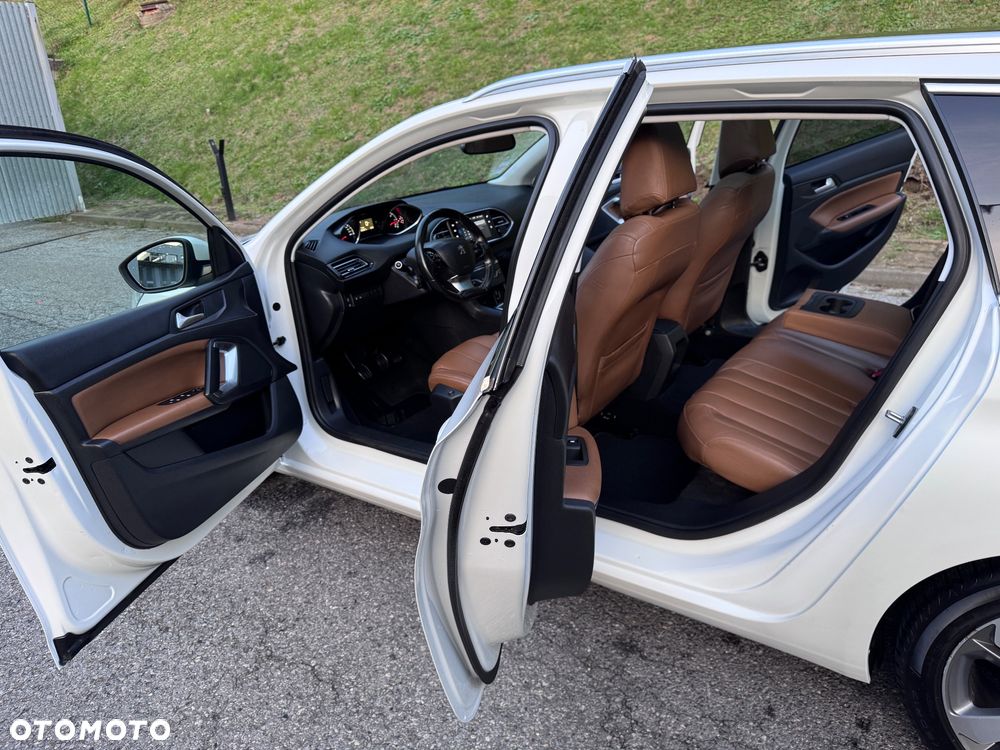 Peugeot 308 BlueHDi 120 Stop & Start Allure - 13