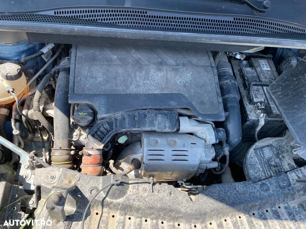 Dezmembrez Opel crossland X 2020 motor 12 benzină turbo 96kw cod HN05 cutie manuală climă faruri led matrix crosland - 5