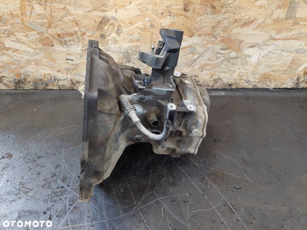 SKRZYNIA BIEGÓW OPEL VECTRA C SIGNUM I 1.8 16V MANUAL 5 BIEGÓW F17W394 - 2