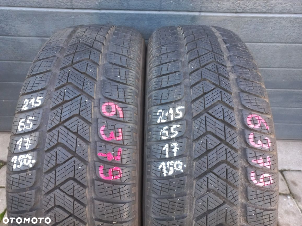 Opony zimowe Pirelli 215/65/17 99H - 2