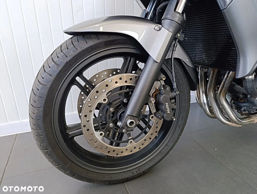 Honda CBF - 10