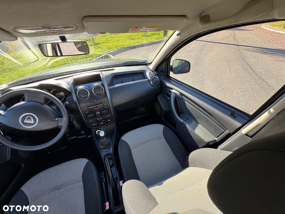 Dacia Duster 1.6 SCe Blackshadow 4x4 S&S - 10