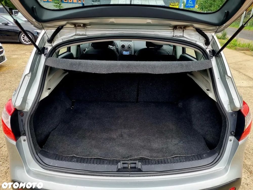 Nissan Qashqai 2.0 4 x 4 CVT tekna - 13