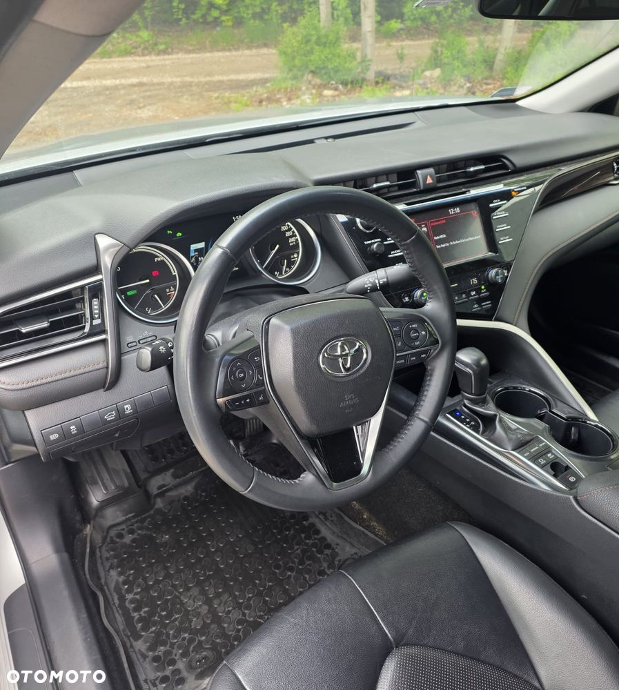 Toyota Camry 2.5 Hybrid Comfort CVT - 5