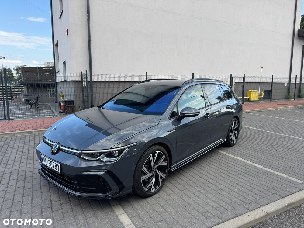 Volkswagen Golf 1.5 eTSI OPF DSG R-Line - 1