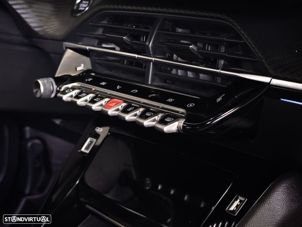 Peugeot e-2008 GT Pack - 43