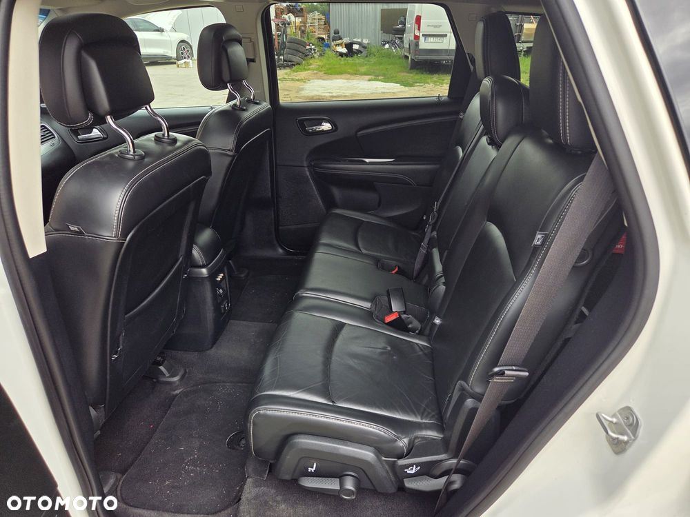 Dodge Journey - 14