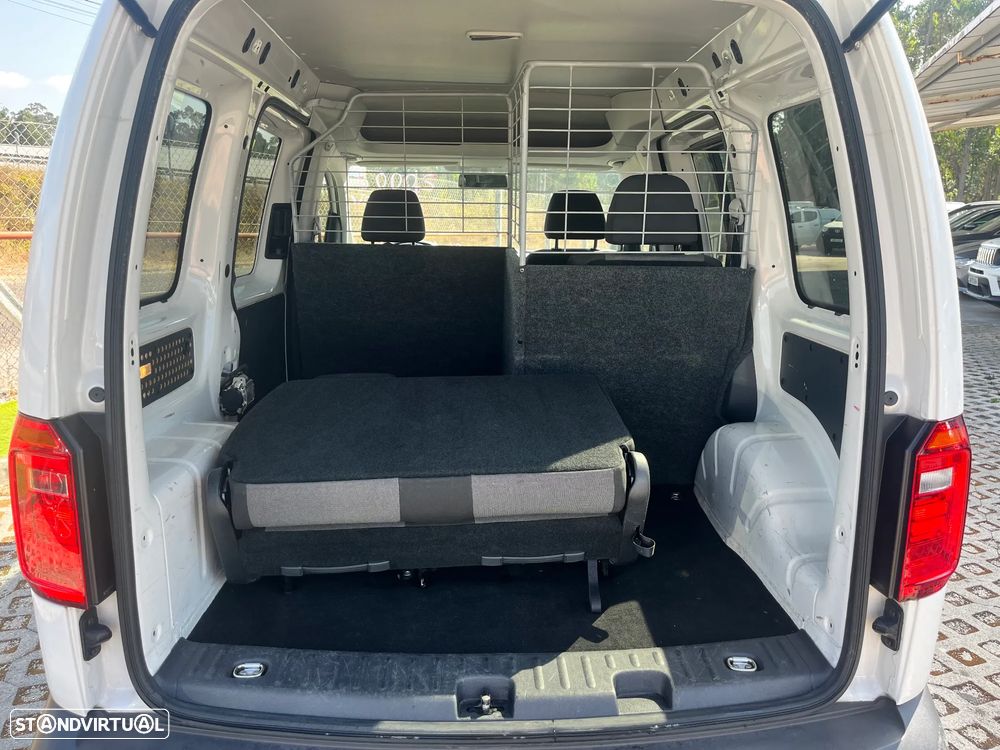 VW CADDY 2.0 TDI 102cv 3 Lugares - 8