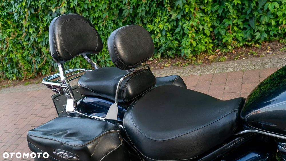 Suzuki VL 800 Volusia - Boulevard C50 - 16