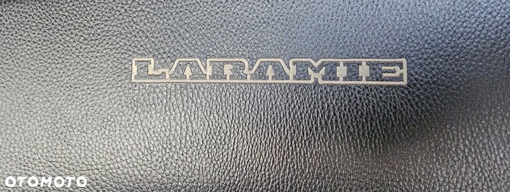 RAM 1500 Crew Cab Shortbed Laramie - 20