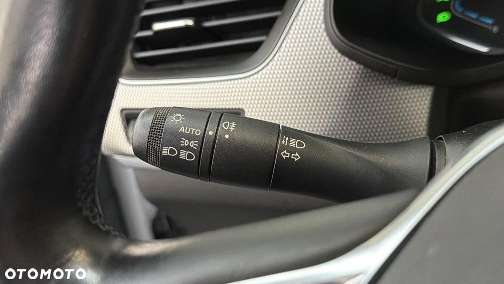 Renault Arkana 1.6 E-TECH Intens MMT - 27