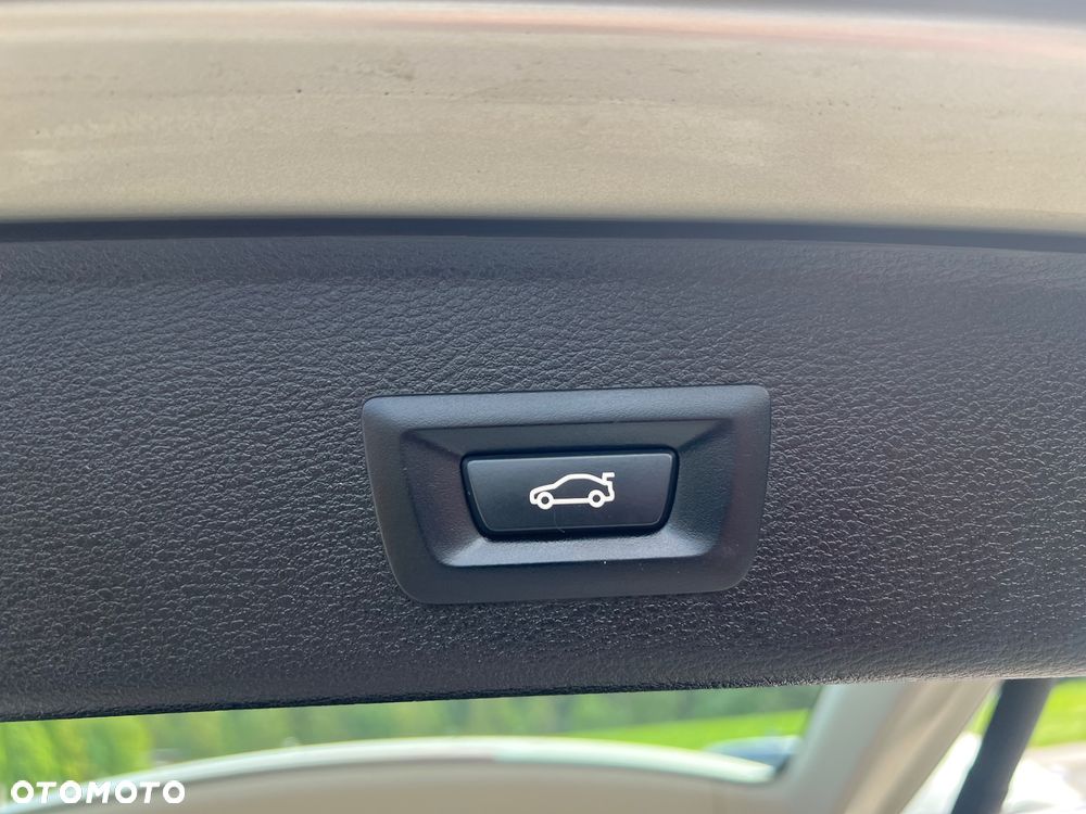 BMW X3 xDrive20d - 27