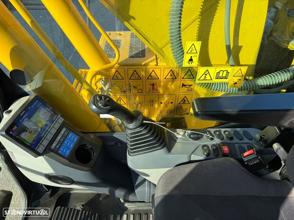 Komatsu PC210LC-11 - 10