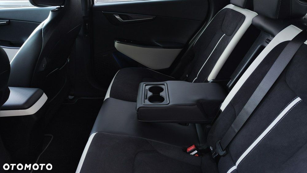 Kia EV6 - 13