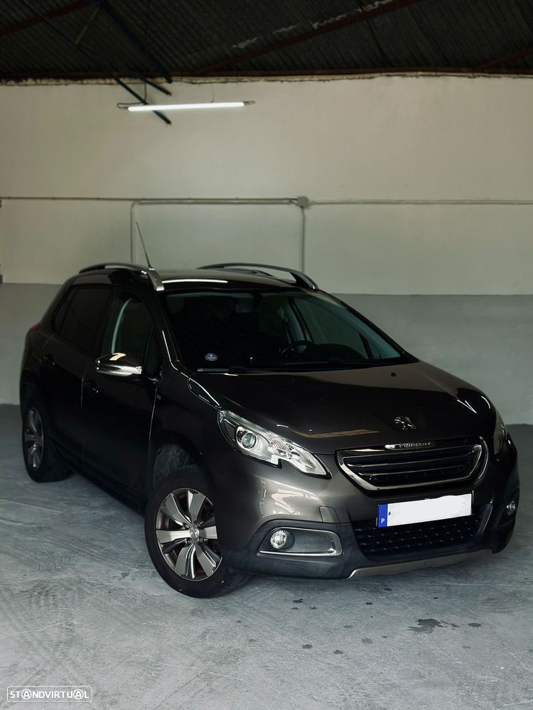 Peugeot 2008 1.2 PureTech Style - 8