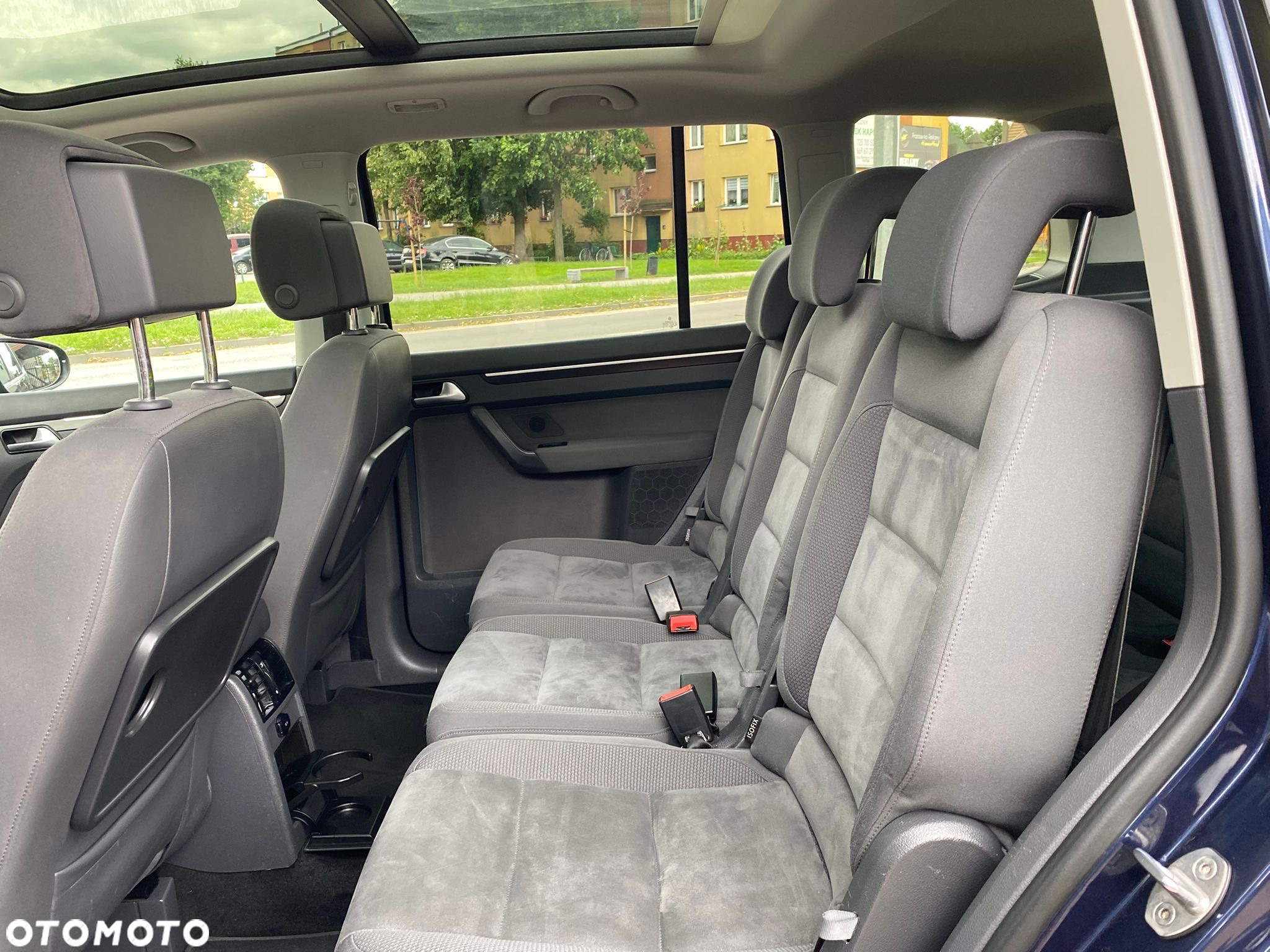 Volkswagen Touran 1.6 TDI DPF Comfortline DSG - 10