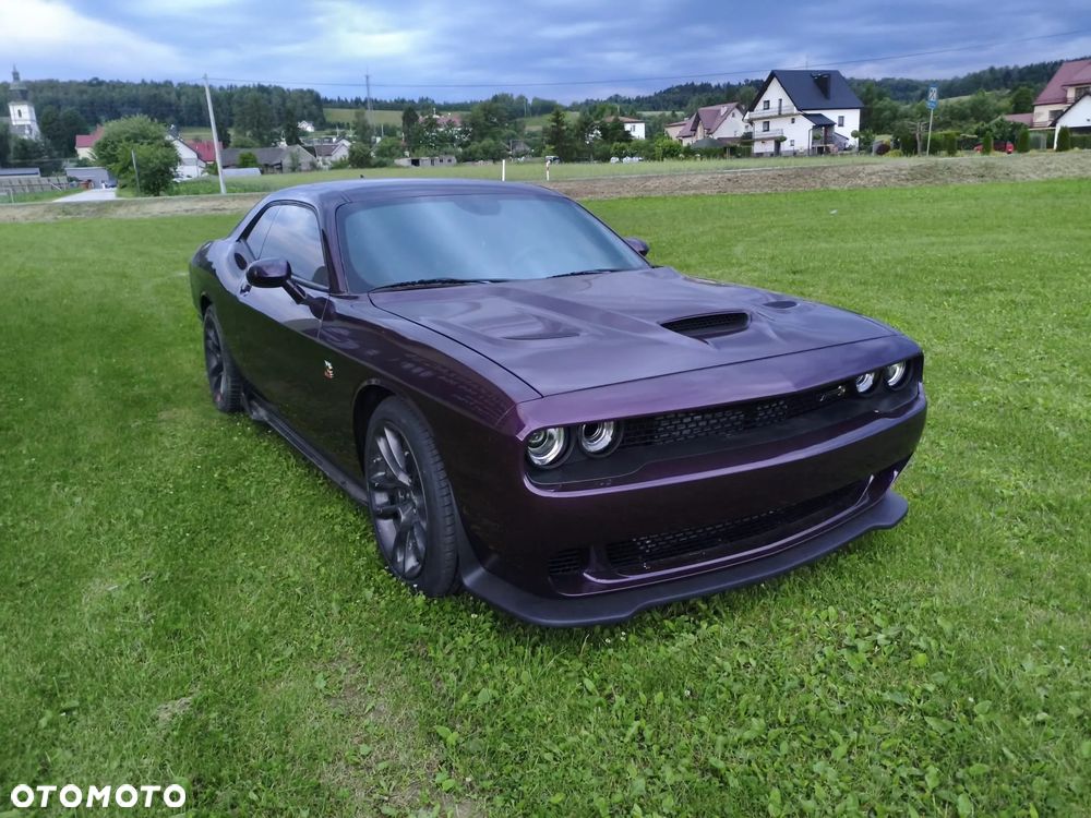 Dodge Challenger 6.4 Scat Pack - 4