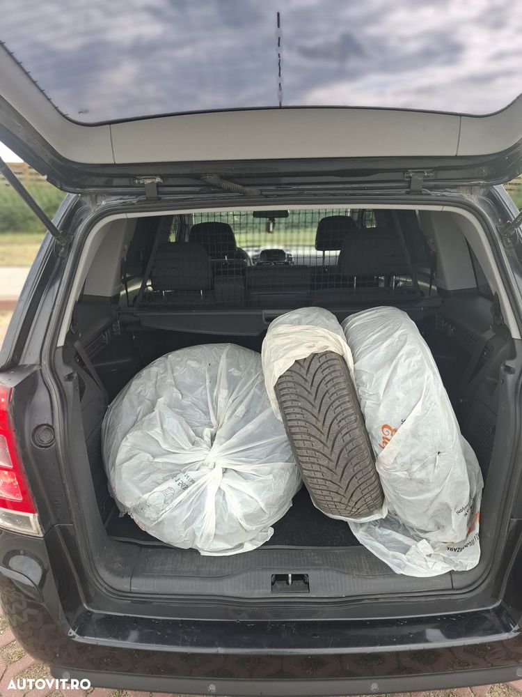 Opel Zafira 1.8i Cosmo - 4
