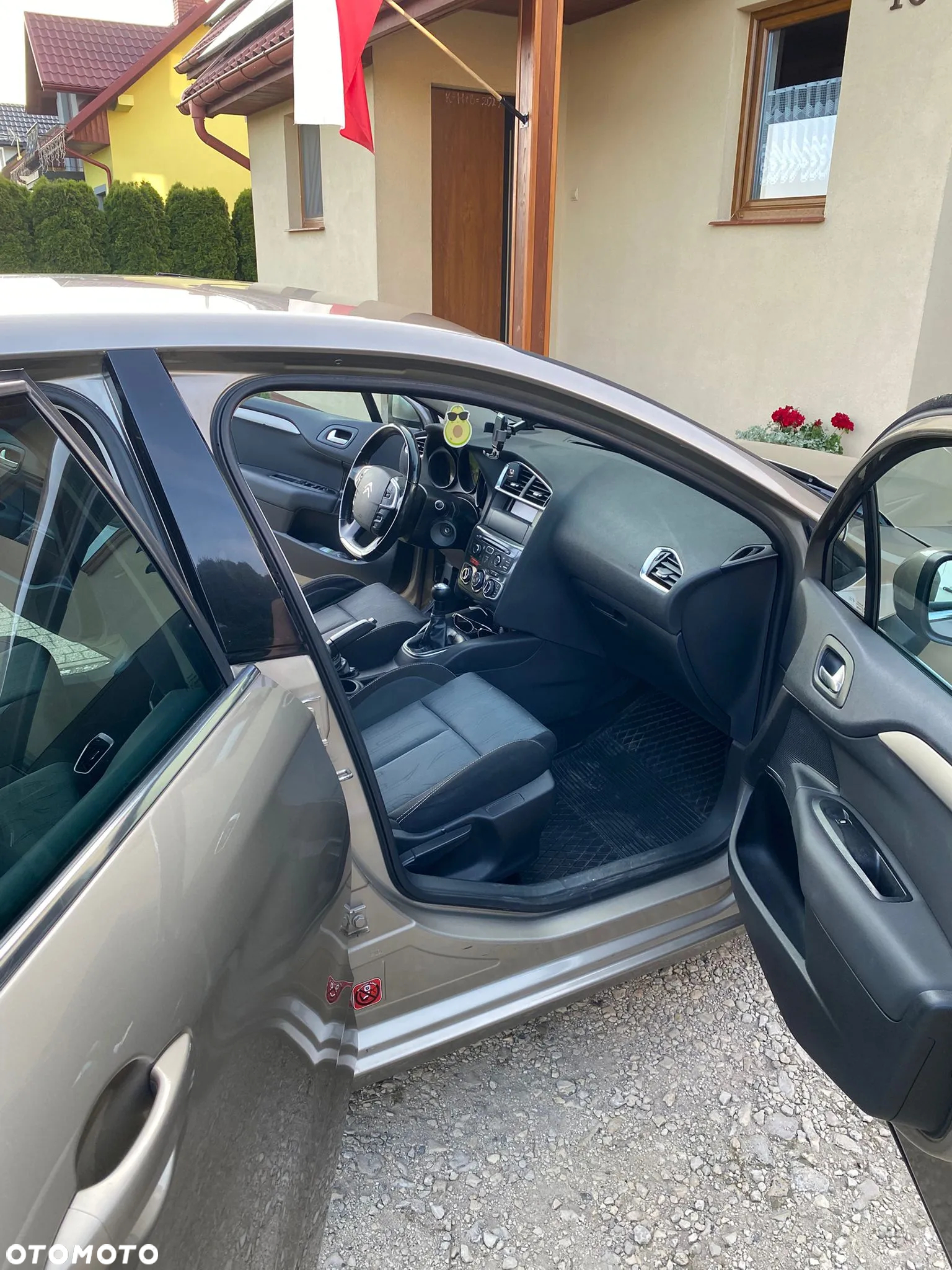 Citroën C4 - 10