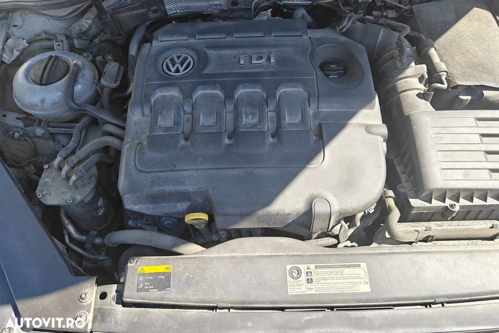 Volkswagen Passat 2.0 TDI 4Motion Comfortline - 15