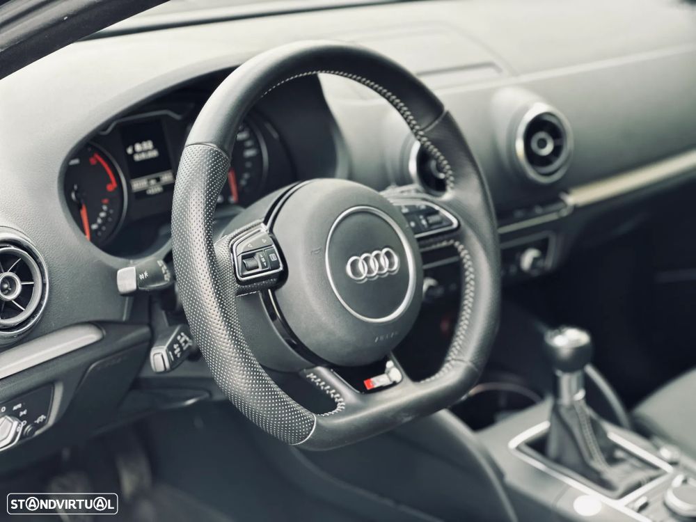 Audi A3 Sportback 2.0 TDI S line Sport Pack - 22