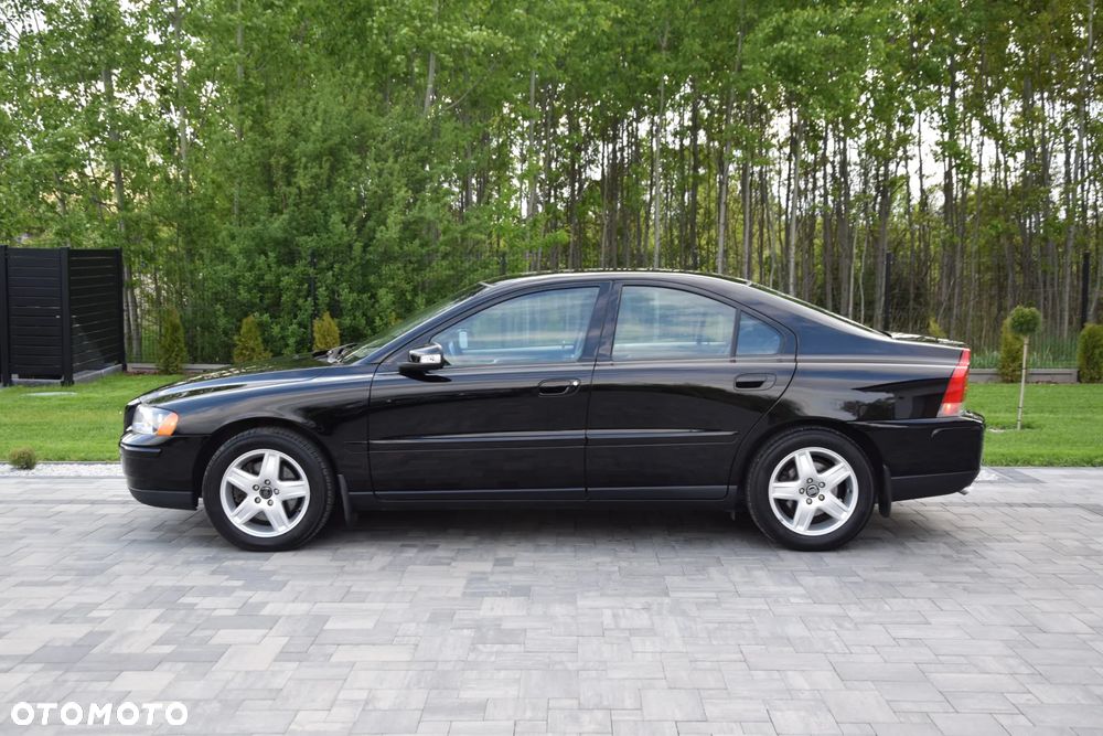 Volvo S60 2.5 T Kinetic - 5
